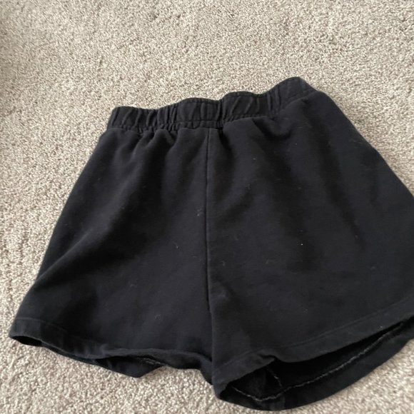 Black Cropp Shorts - Picture 3 of 3